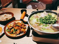 -川堂风·跷脚牛肉·乐山爆炒(宝山日月光店)