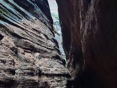 -波浪谷