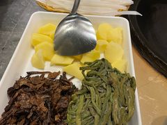 -万里闯关东铁锅炖菜馆(高新旗舰店)