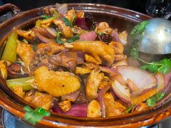 -胡须佬鸡煲四季火锅(海雅缤纷城店)