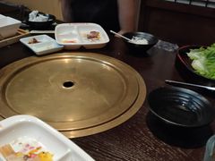 -山川小町·极番烧肉(新地假日广场店)
