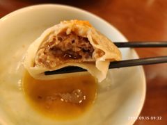 -忆秦园小笼包(惠山古镇总店)