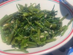 -川流不息·地道川菜·小龙虾(新松江路店)