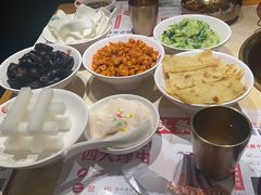 -老佛爷炭火蛙锅直营(清滨路总店)