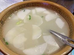 -富正毅三下锅·湘西韵味(天门山索道店)