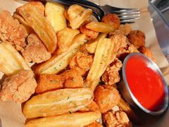 -J Create城市露营咖啡·简餐·宠物(上海动物园店)