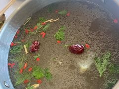 -菌子鲜汤野生菌锅