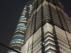 -陆家嘴空中步行连廊