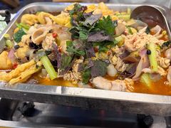 -后街佬·炭火鲜鱼杂(南城店)
