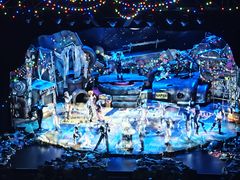 -交通银行前滩31演艺中心