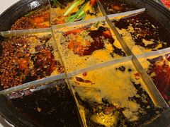 -岗上渣渣老火锅(两路口店)