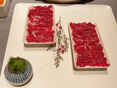 -左庭右院鲜牛肉火锅黑金店(陆家嘴中心店)
