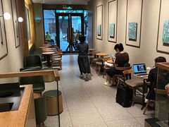 -星巴克(广州淘金路店)