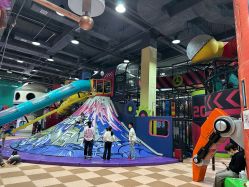 -欧酷世界动力星球(王府井奥莱UP TOWN店)