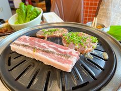 -明洞阿姨·韩式酱蟹烤肉·创意料理(方庄店)