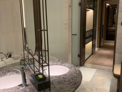 -上海世茂皇家艾美酒店