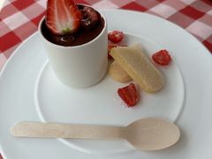 -宁波东钱湖华茂希尔顿酒店·湖畔全日餐厅