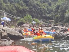 -安吉龙王山峡谷漂流