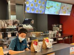 -麦当劳(华宁弘基生活中心店)