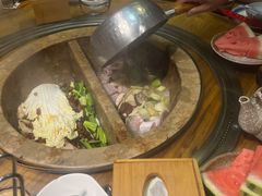-滇香肴·云南菜蒸汽石锅鱼(云南北路店)