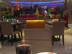 -咖啡苑自助餐厅·中国大饭店
