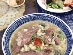 -一间楼牛羊肉泡馍馆(东一路店)