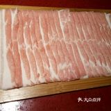 应该是新店感觉东西都还很新呢