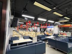-赏玩城(绿色兴华菜市场店)