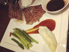 -宴悦海鲜餐厅·游水海鲜·牛排(亚龙湾瑞吉店)