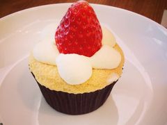 草莓cupcake-Kekimatata 生日蛋糕·烘焙教学