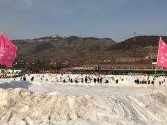 景点-济南卧虎山滑雪场