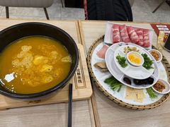 -花馬肆.云南过桥米线(汉神购物广场现场熬汤店)