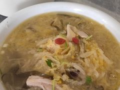 -何适山庄 ·可团建(水长城P2停车场店)