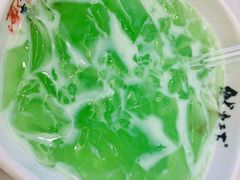 -鱿遍天下·20年夜宵地标大排档(东风路店)