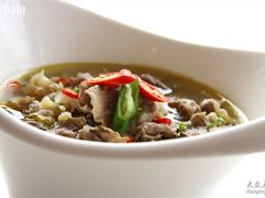 酸汤小肥羊-自贡盐帮菜·玩辣餐厅(樱花园西街店)