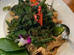 -Chom Cafe and Restaurant