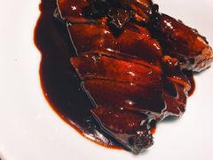 老头儿卤鸭（半只）-老头儿油爆虾·1987杭州烟火味(湖滨银泰in77D区店)