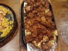 -老东镇啤酒屋海鲜加工·蒸汽海鲜·海鲜烧烤(台东店)