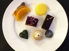 -圣丰索菲特·2 On 988 Café 自助餐厅