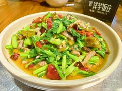 青菜牛肉-郑件洋芋饭庄