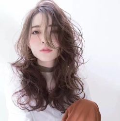 -明洞造型精品烫染