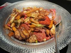 -辣尚瘾·烤鱼·新川菜(牡丹园直营店)