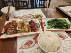 -余百年·现烧烧腊(布吉金利店)