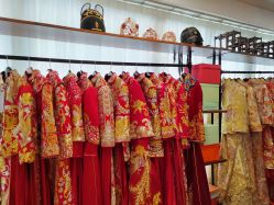-懿沉香中式嫁衣礼服秀禾服龙凤褂马来褂旗袍总店