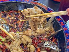 -何师傅美蛙鱼头(汉街店)