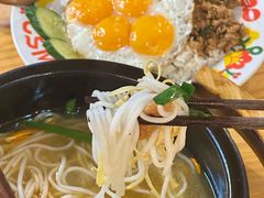 -勺子米线·云南传统小吃市集(四方街店)