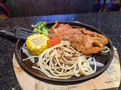 -K+全国连锁KTV(绿地缤纷天地店)