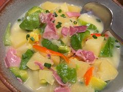 -山茶云南菜(永安里店)