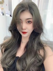 -时尚殿堂明星门店