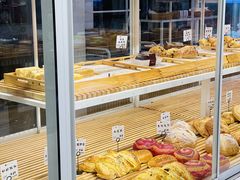 -焙丽拾光(麦凯乐直营店)